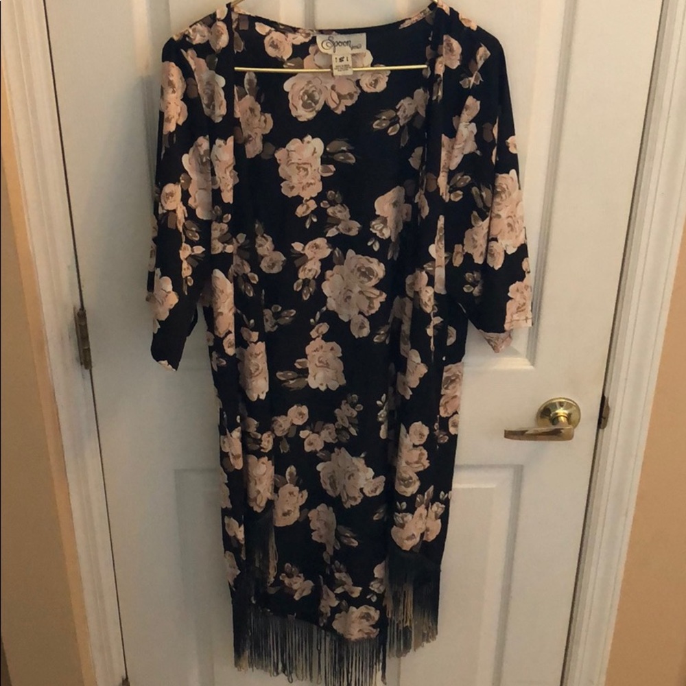 🌴SPOON JEANS Kimono sz Medium?  floral black tan